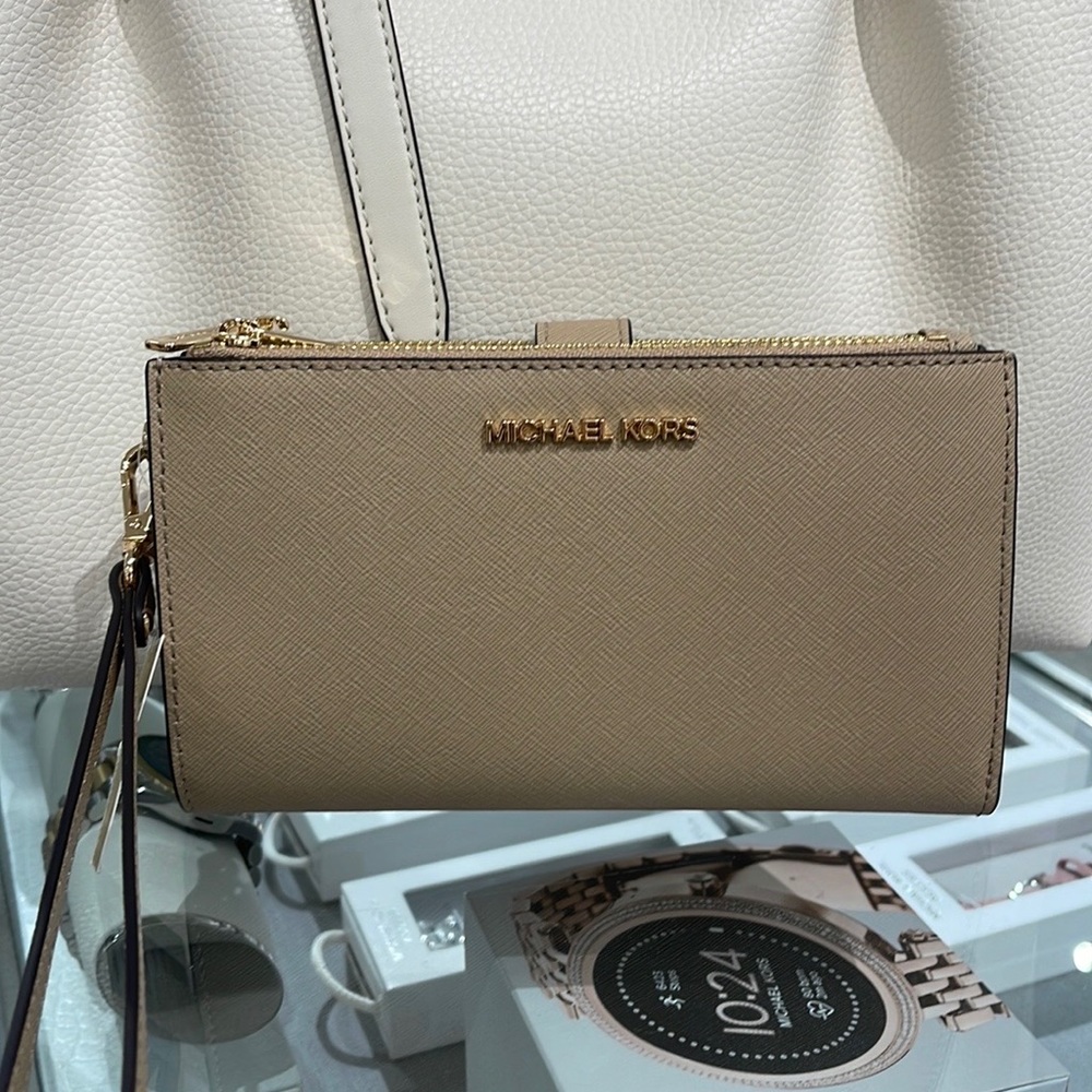 MICHAEL KORS LARGE DOUBLE ZIP WRISTLET wallet, clutch, 
Bisque - Picture 12 of 16